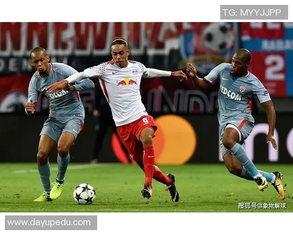 奥格斯堡再遇挫败，难求一胜归